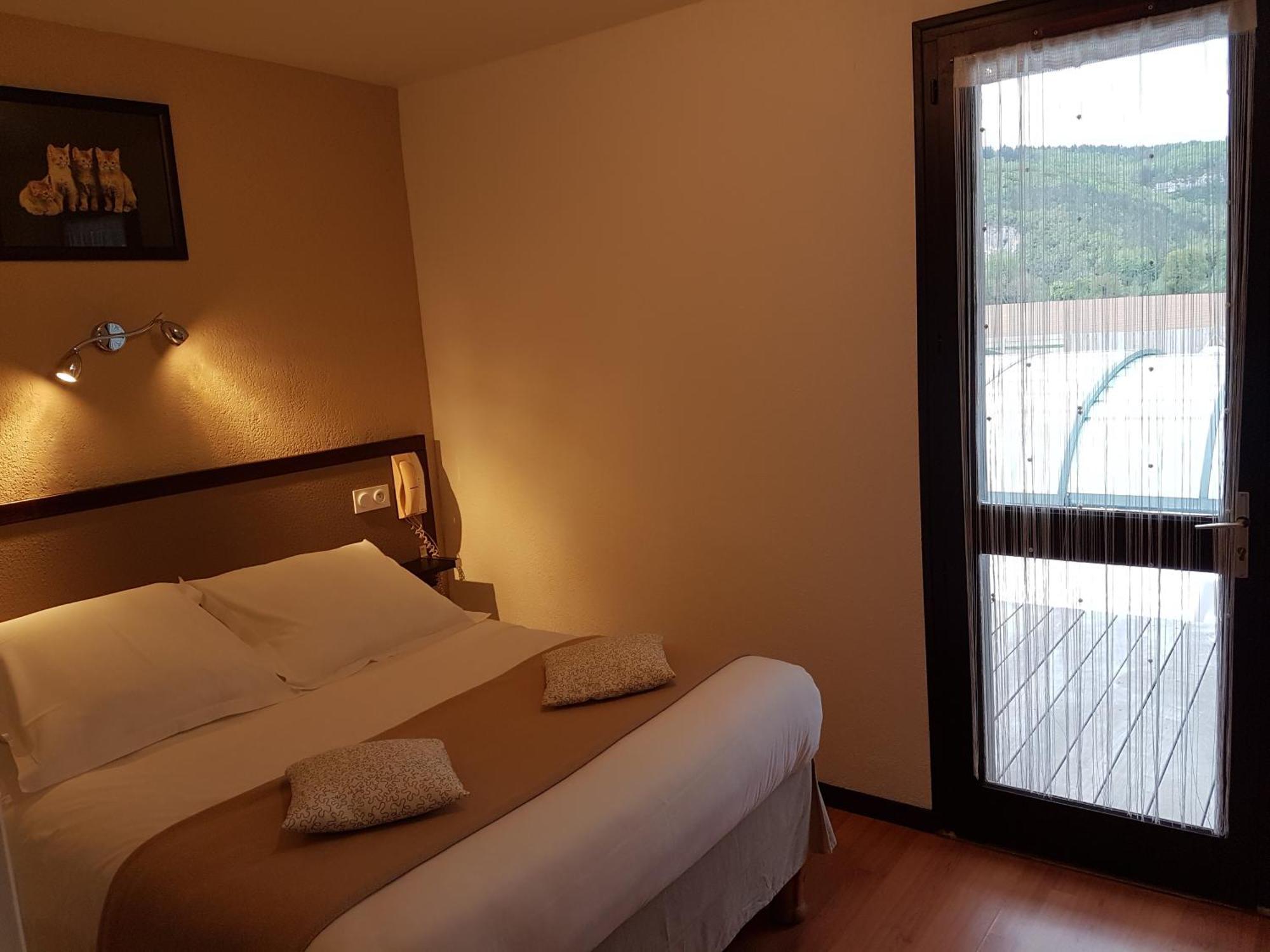 Hotel Les Gabarres Tour-de-Faure Pokoj fotografie